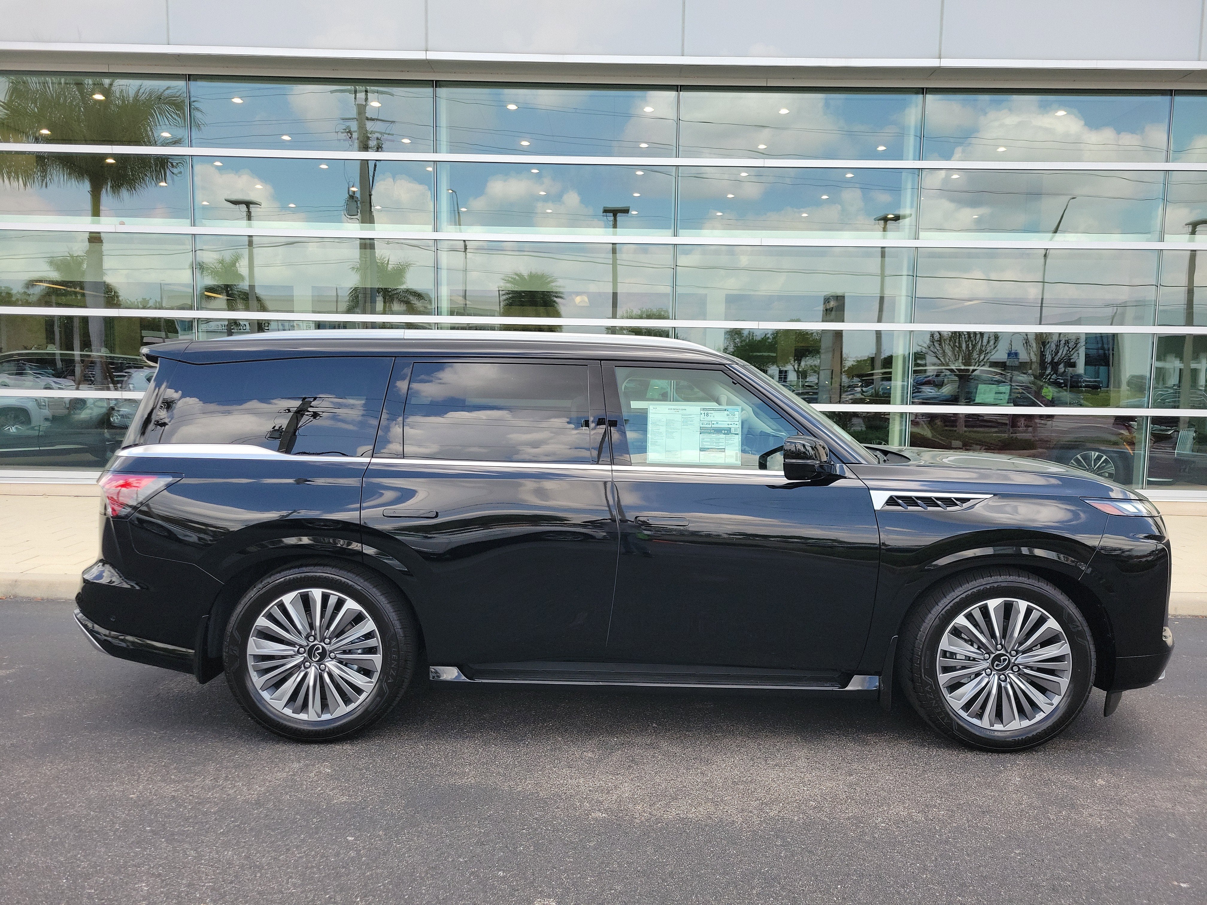 2026 INFINITI QX80 Luxe 2WD