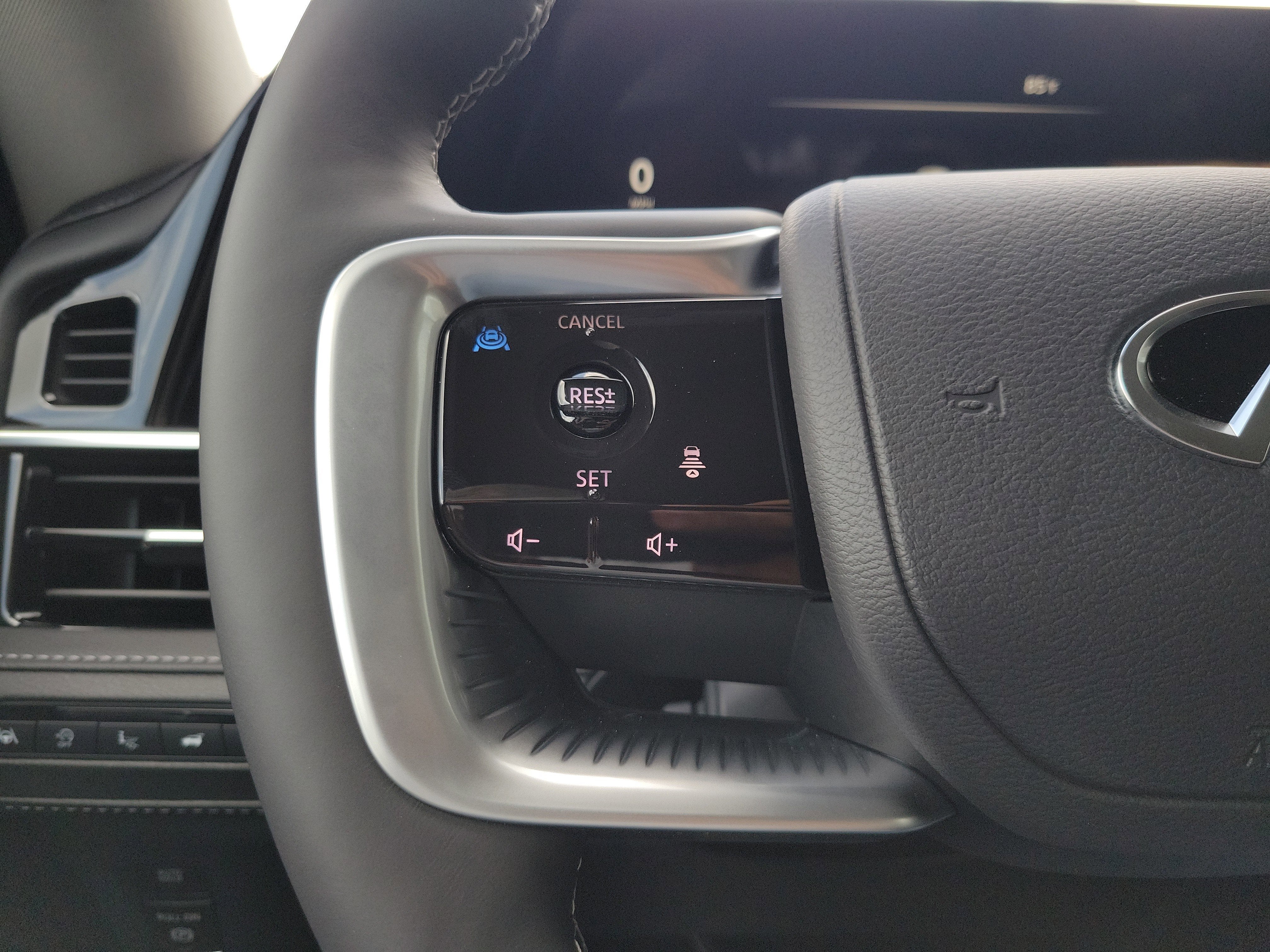 2026 INFINITI QX80 Luxe 2WD