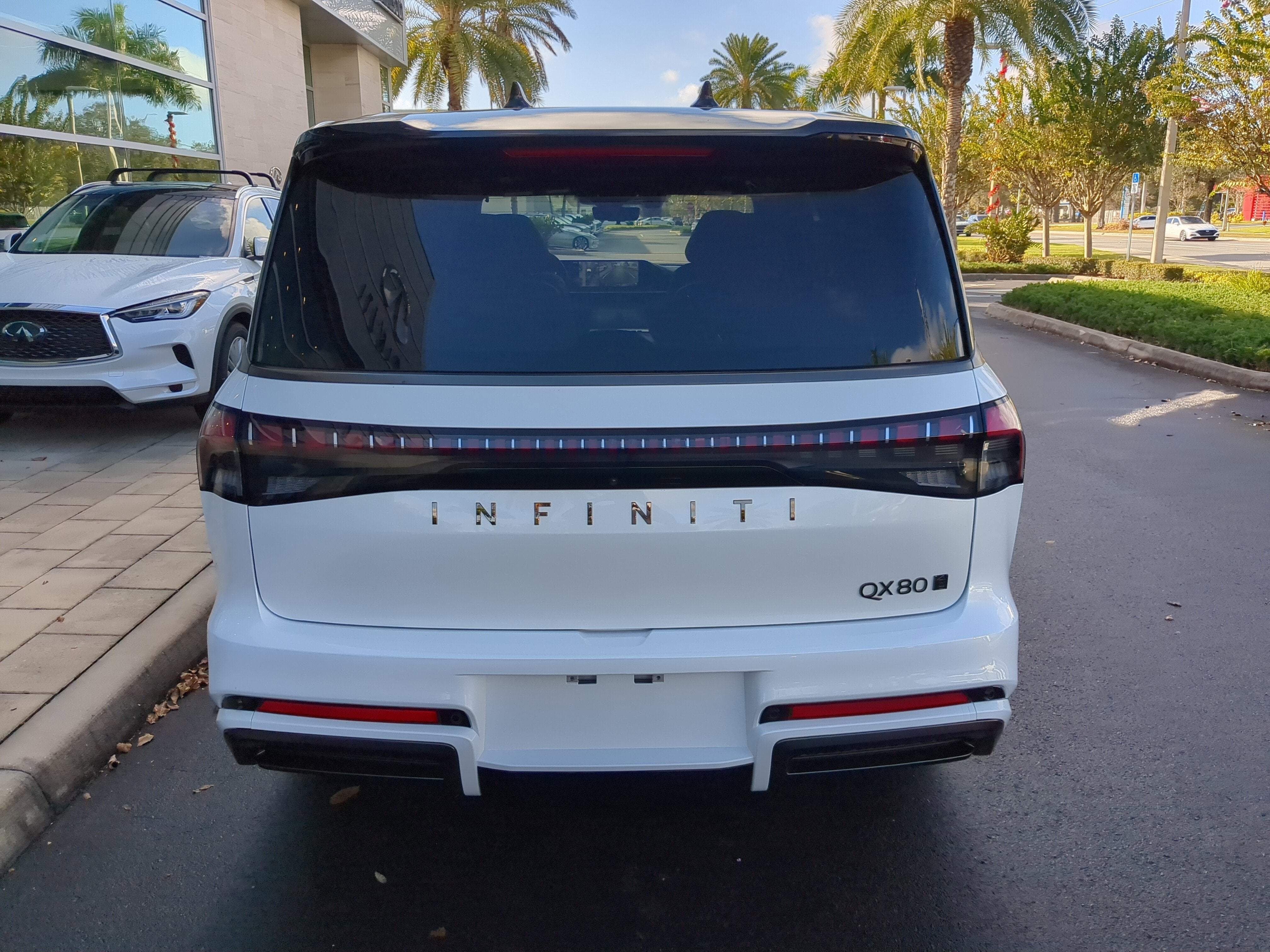 2026 INFINITI QX80 Autograph 4WD