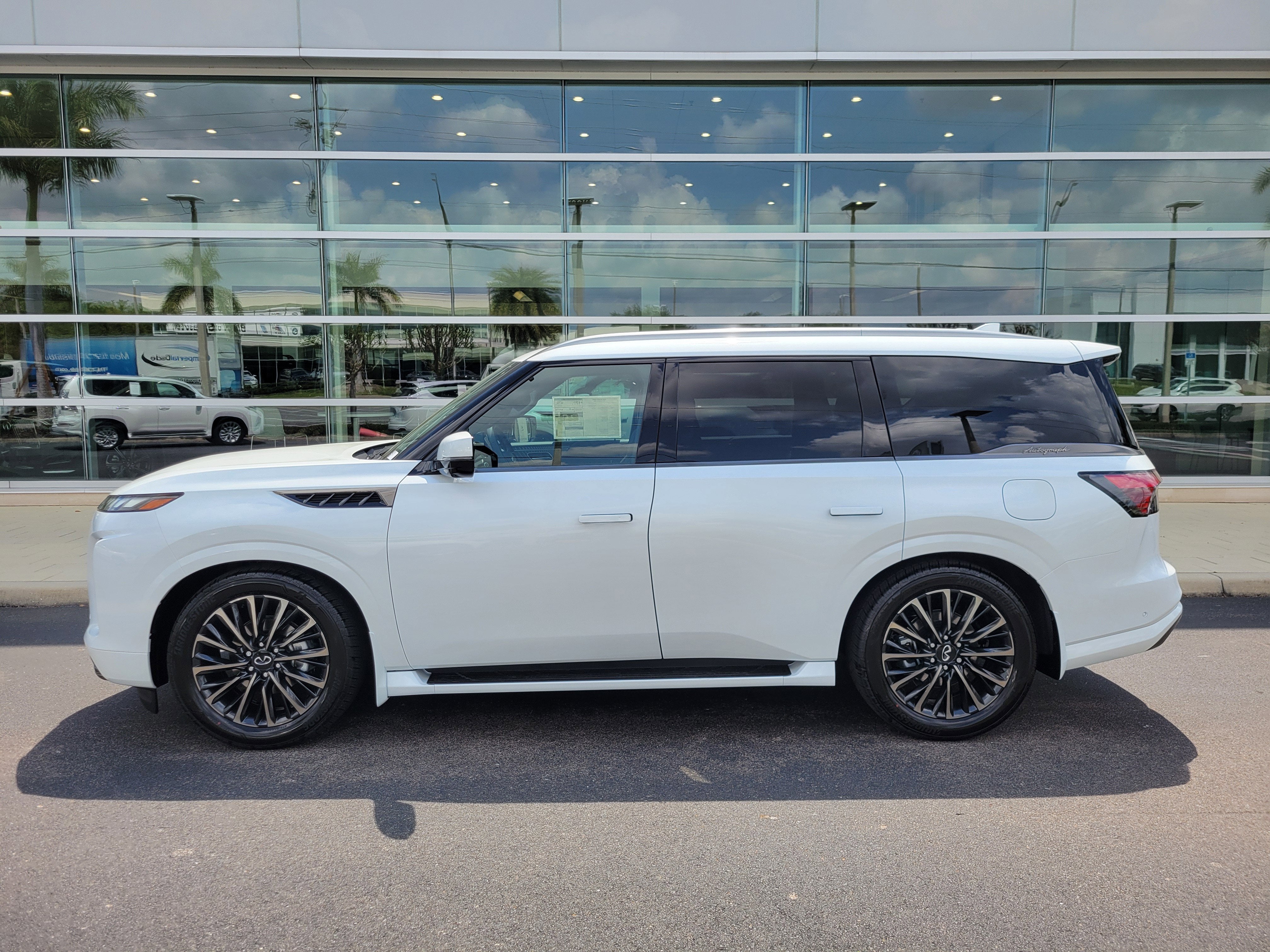 2026 INFINITI QX80 Autograph 4WD