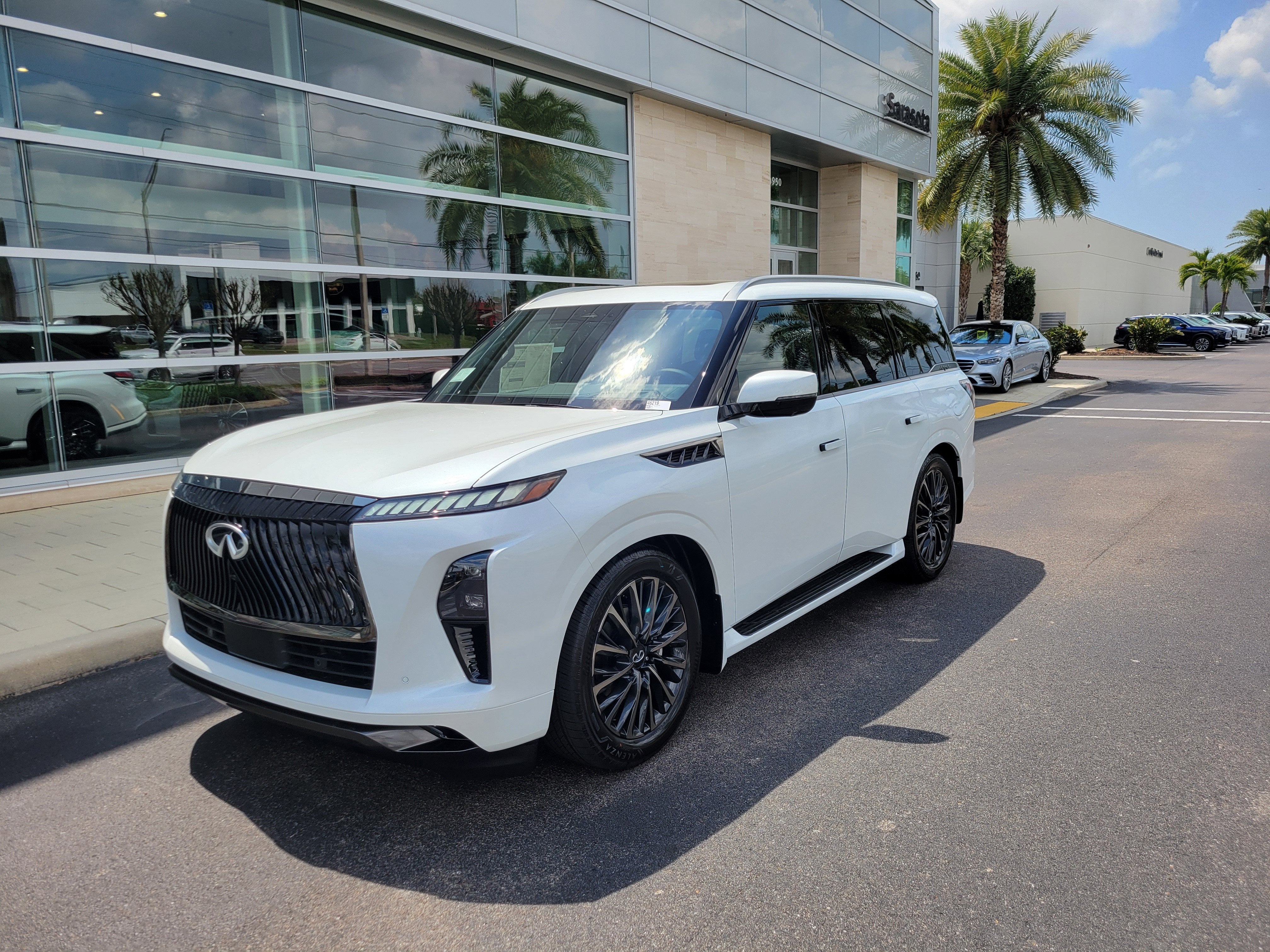 2026 INFINITI QX80 Autograph 4WD