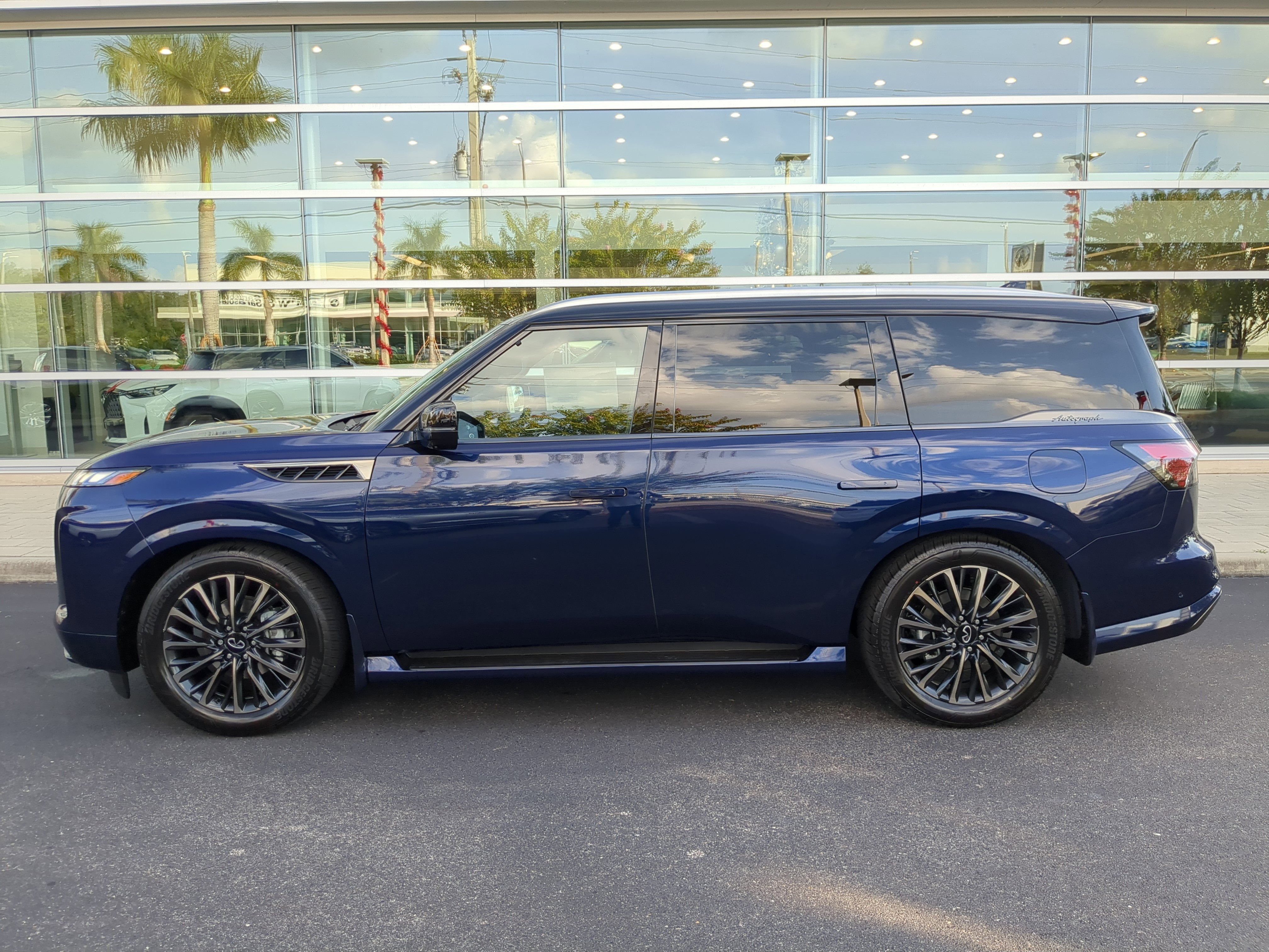 2026 INFINITI QX80 Autograph 4WD