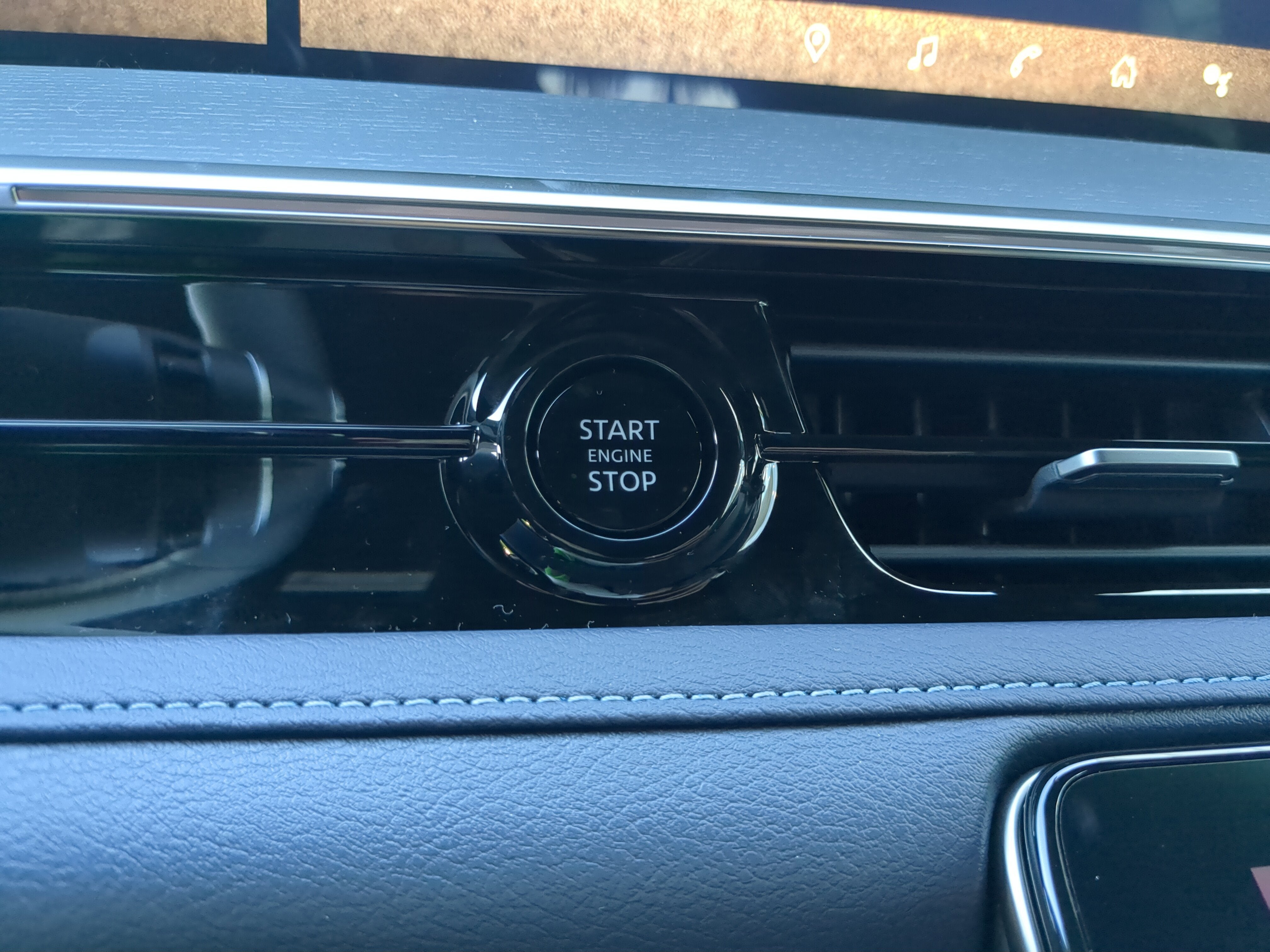 2026 INFINITI QX80 Sport 4WD