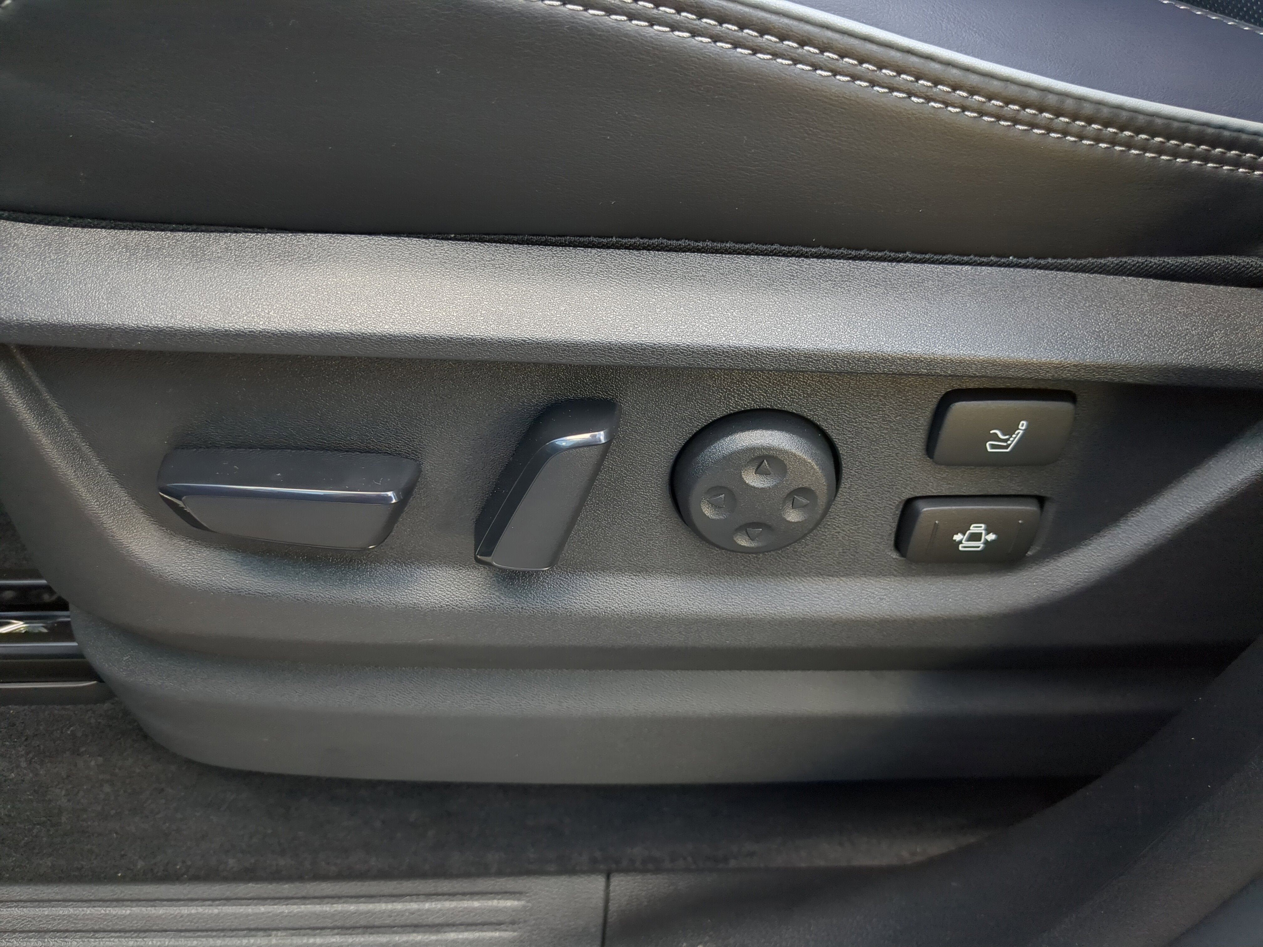 2026 INFINITI QX80 Sport 4WD