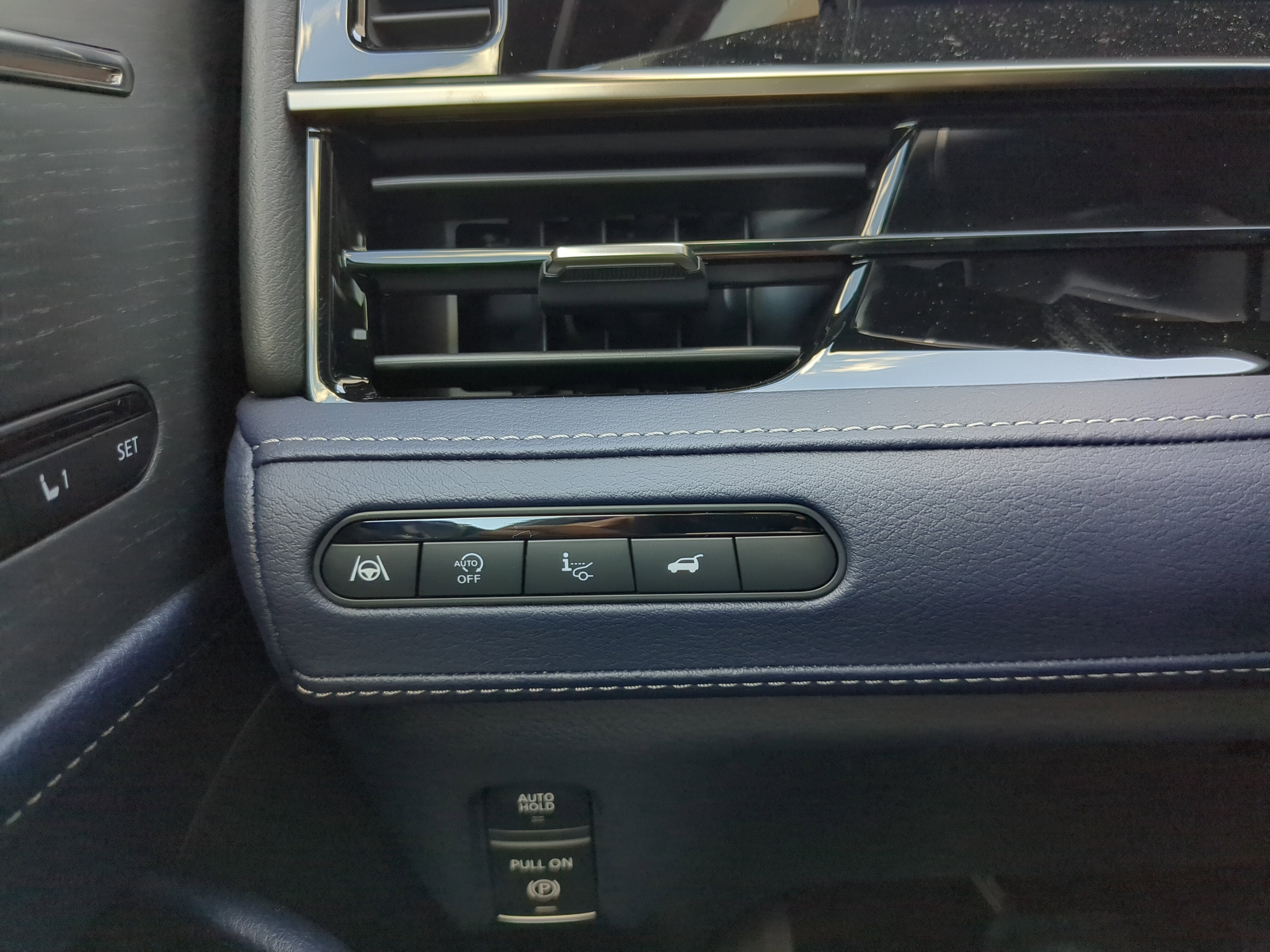 2026 INFINITI QX80 Sport 4WD