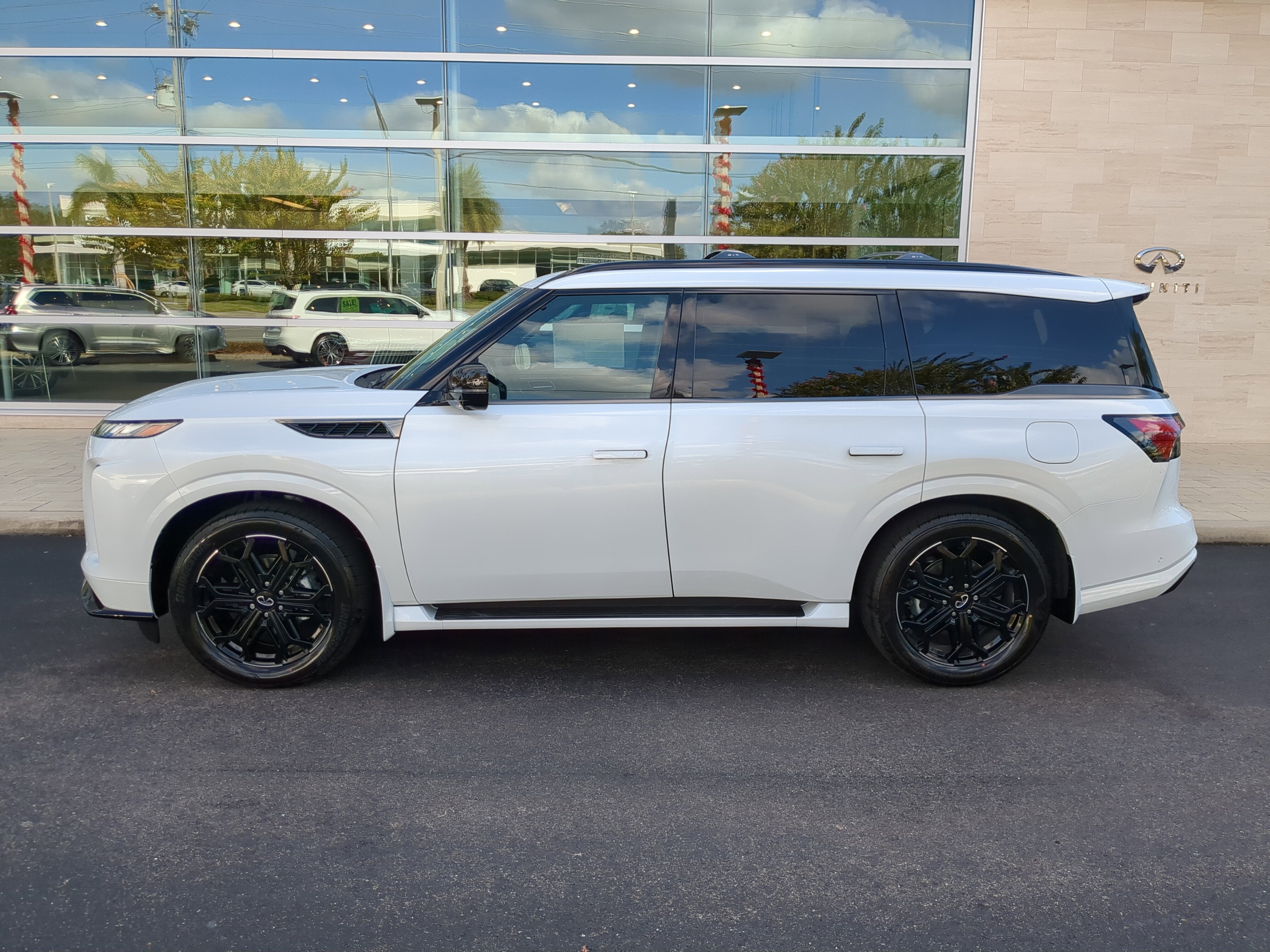 2026 INFINITI QX80 Sport 4WD