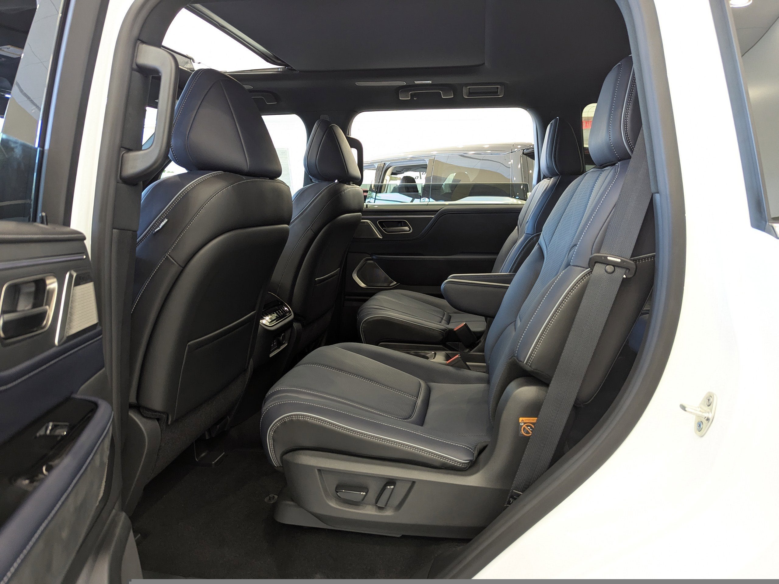 2026 INFINITI QX80 Sport 4WD