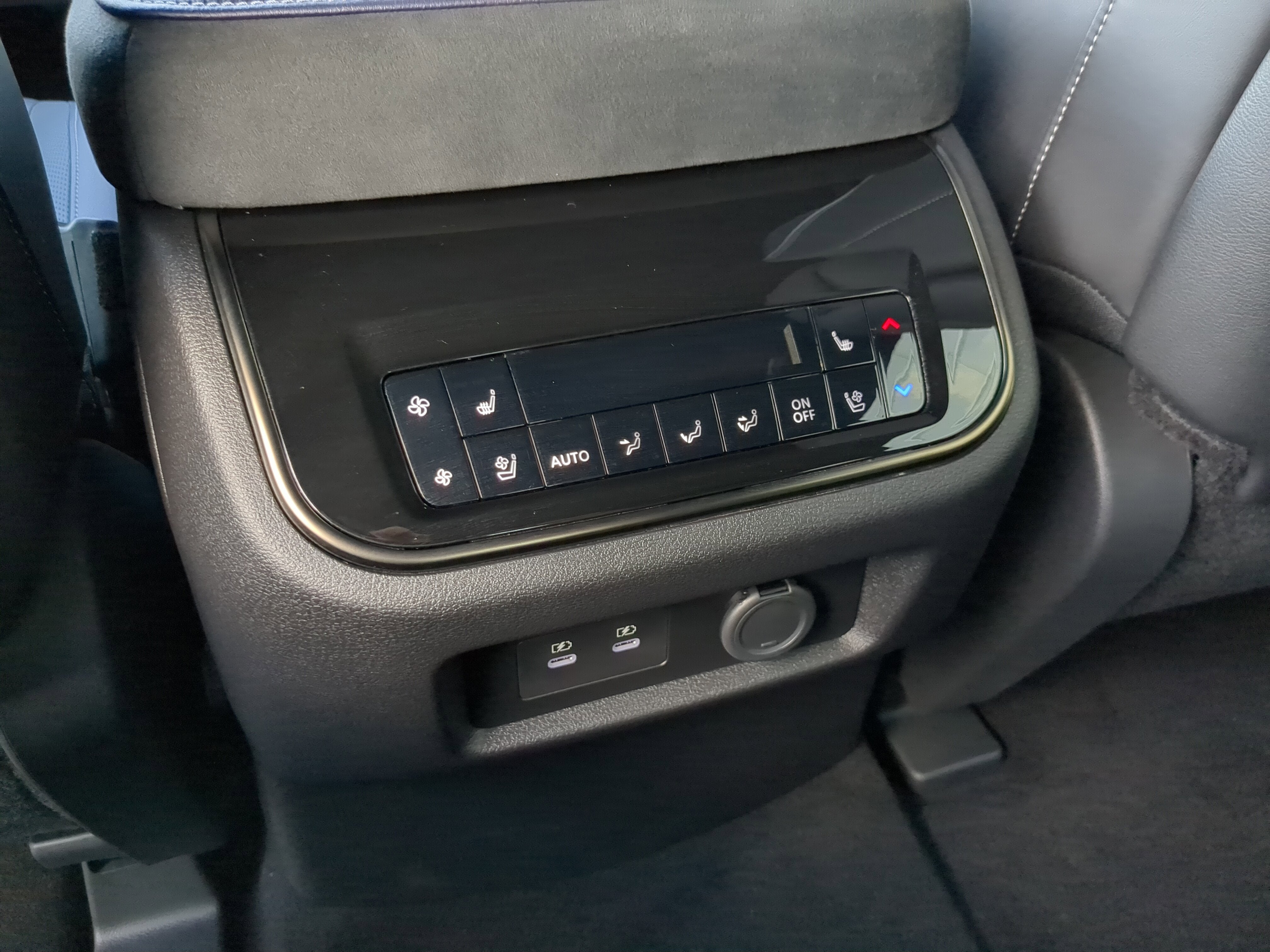 2026 INFINITI QX80 Sport 4WD