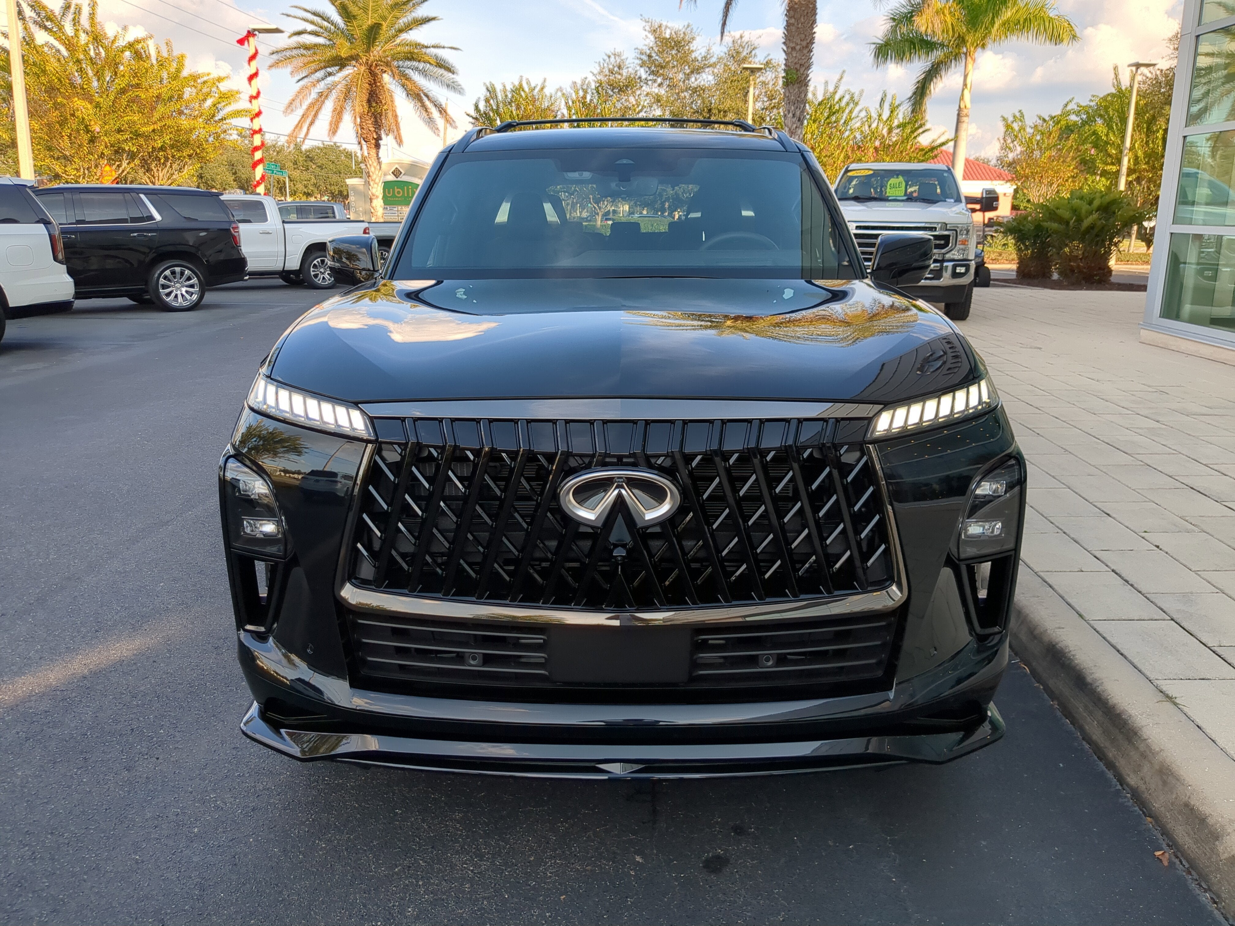 2026 INFINITI QX80 Sport 4WD