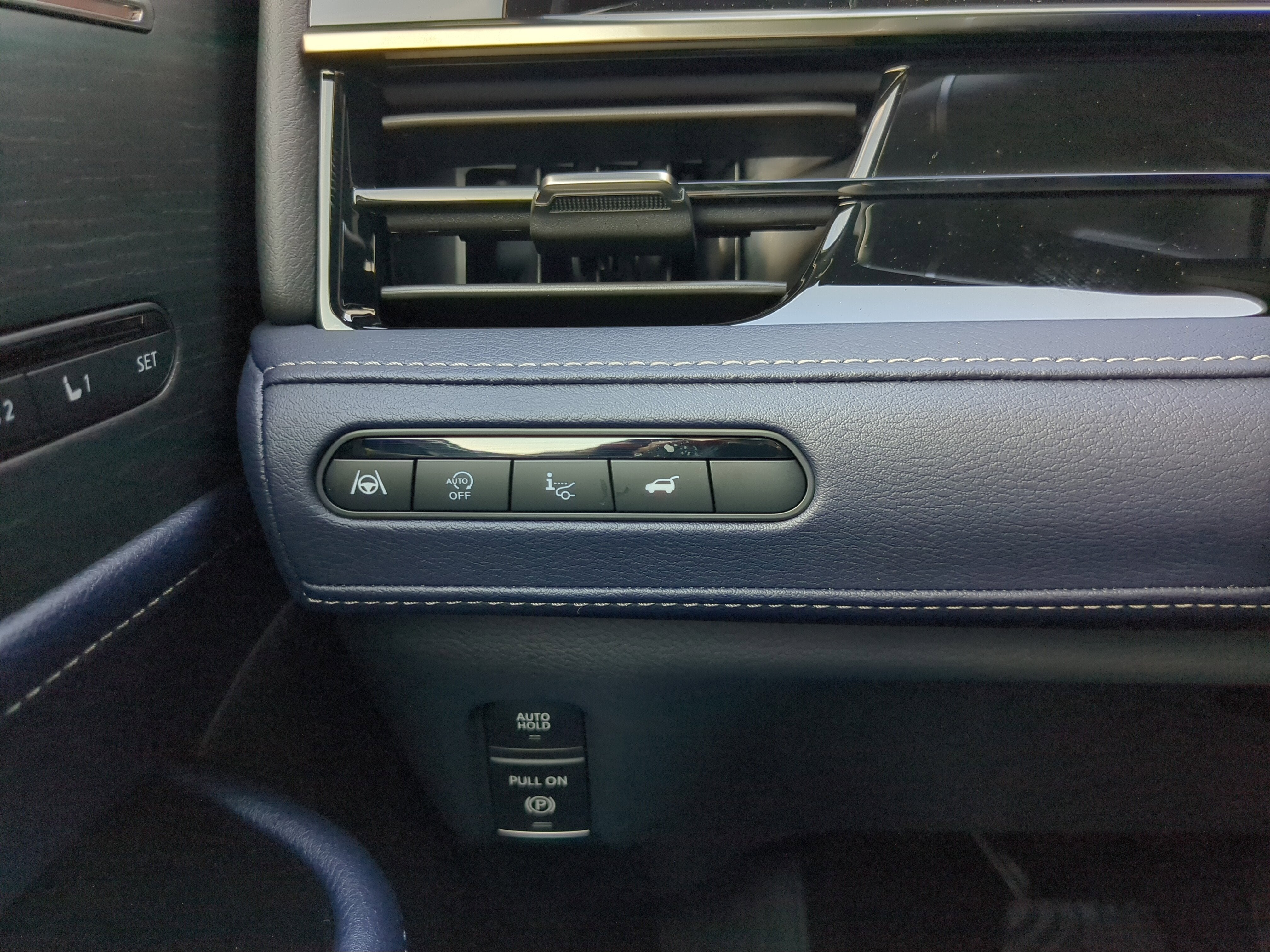 2026 INFINITI QX80 Sport 4WD