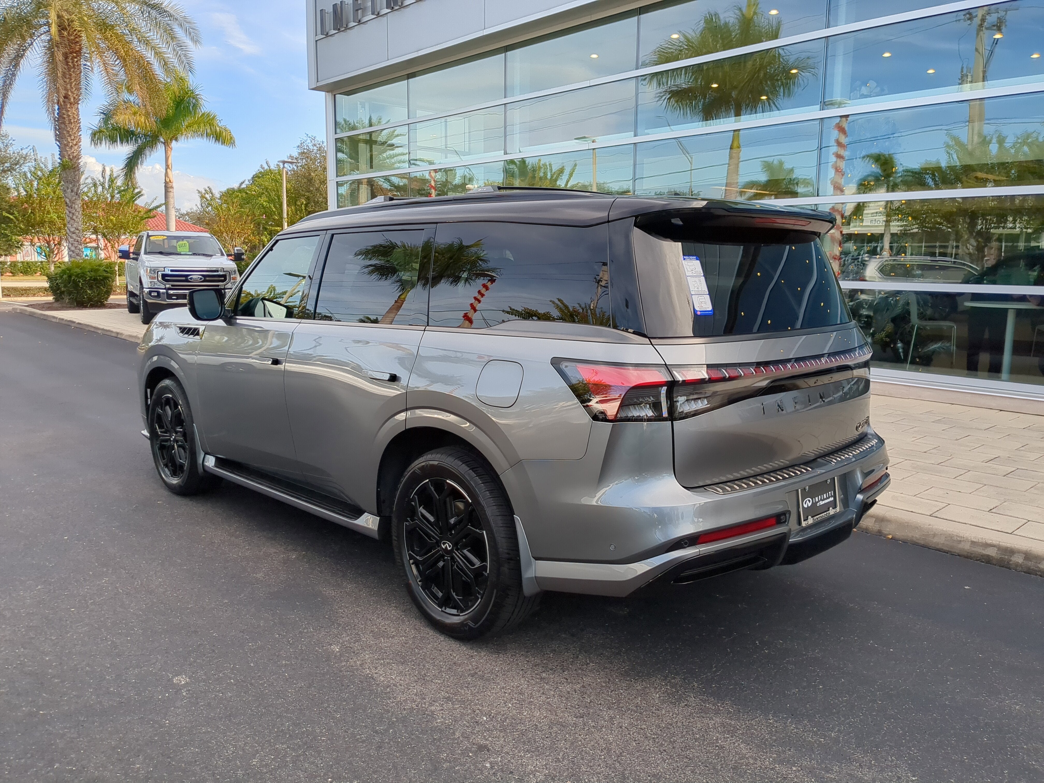 2026 INFINITI QX80 Sport 4WD