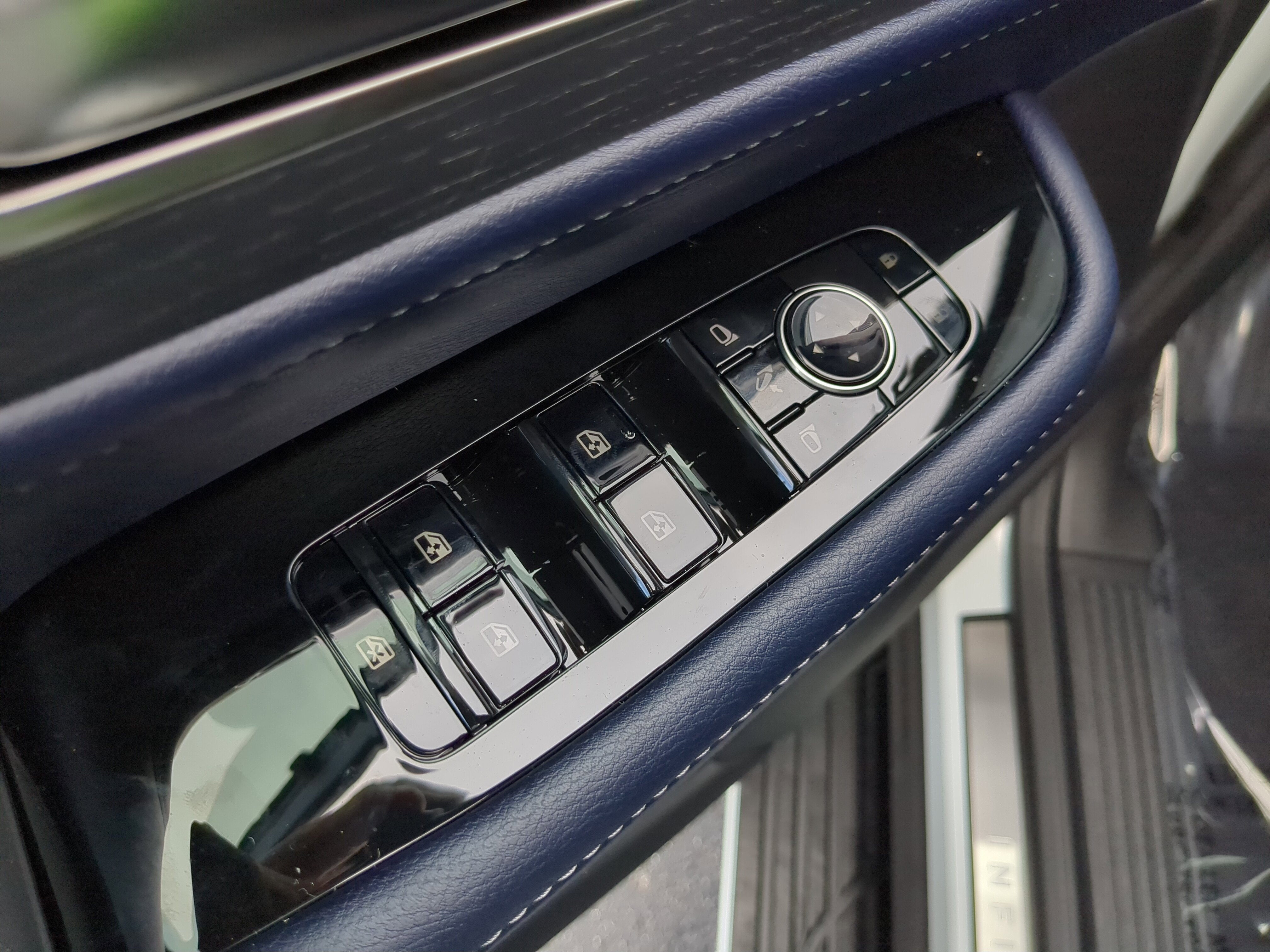 2026 INFINITI QX80 Sport 4WD