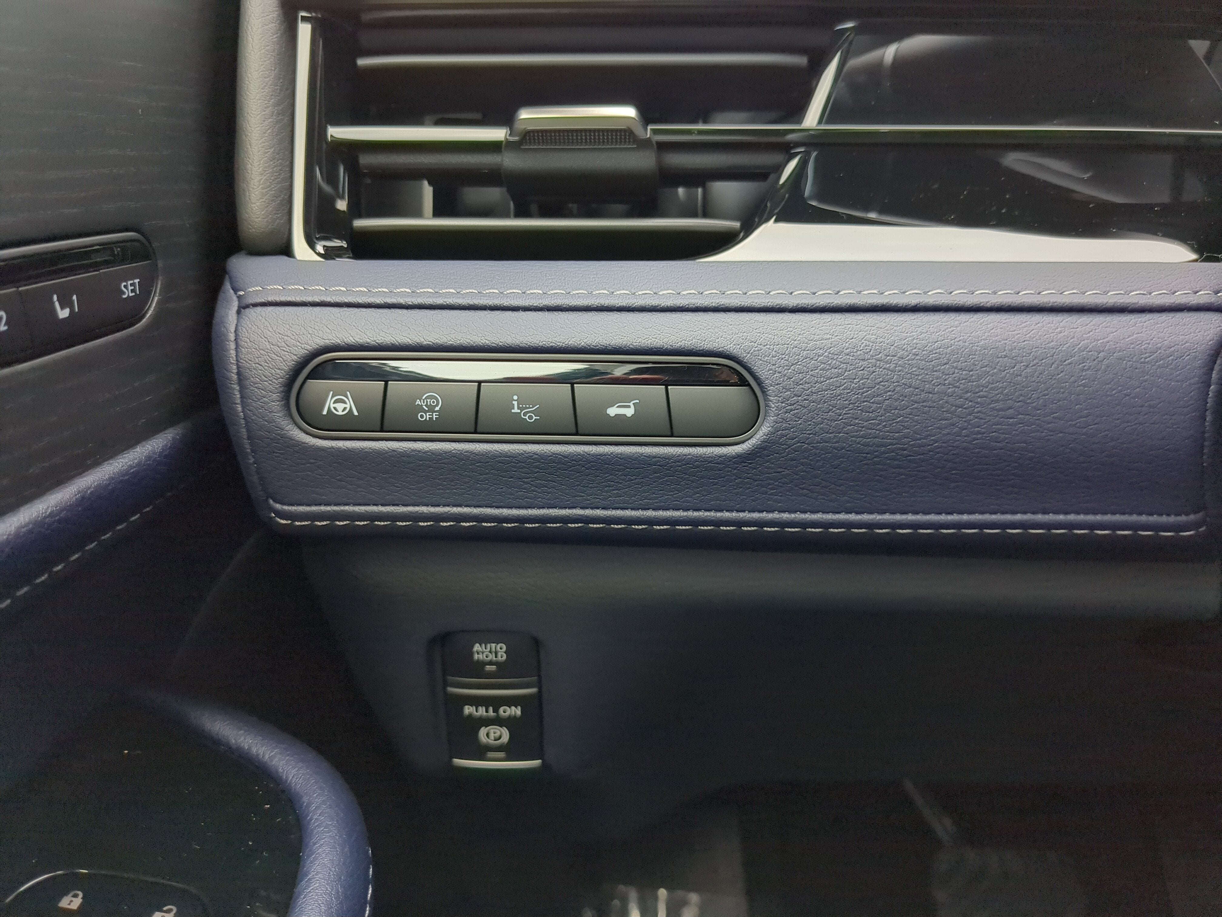 2026 INFINITI QX80 Sport 4WD