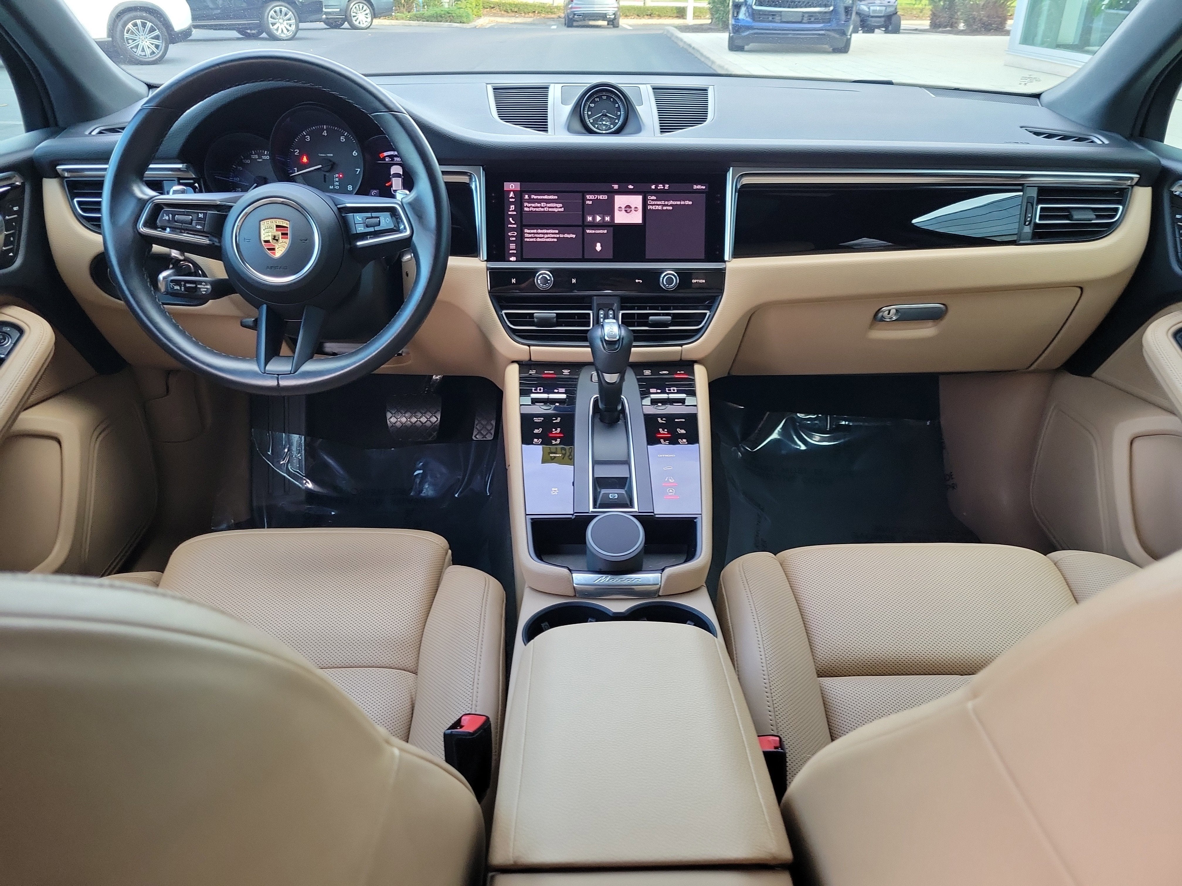 2024 Porsche Macan Base