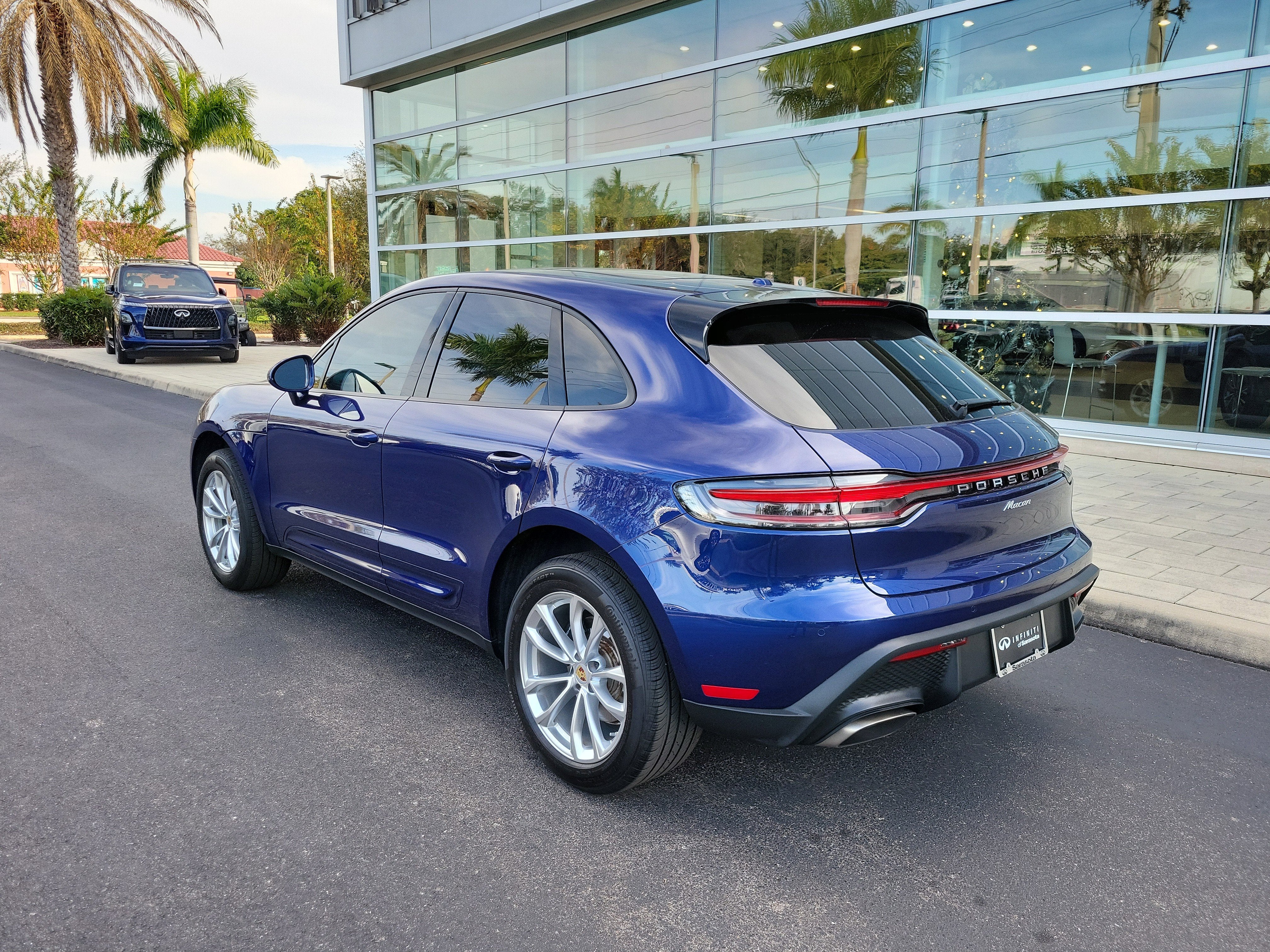 2024 Porsche Macan Base