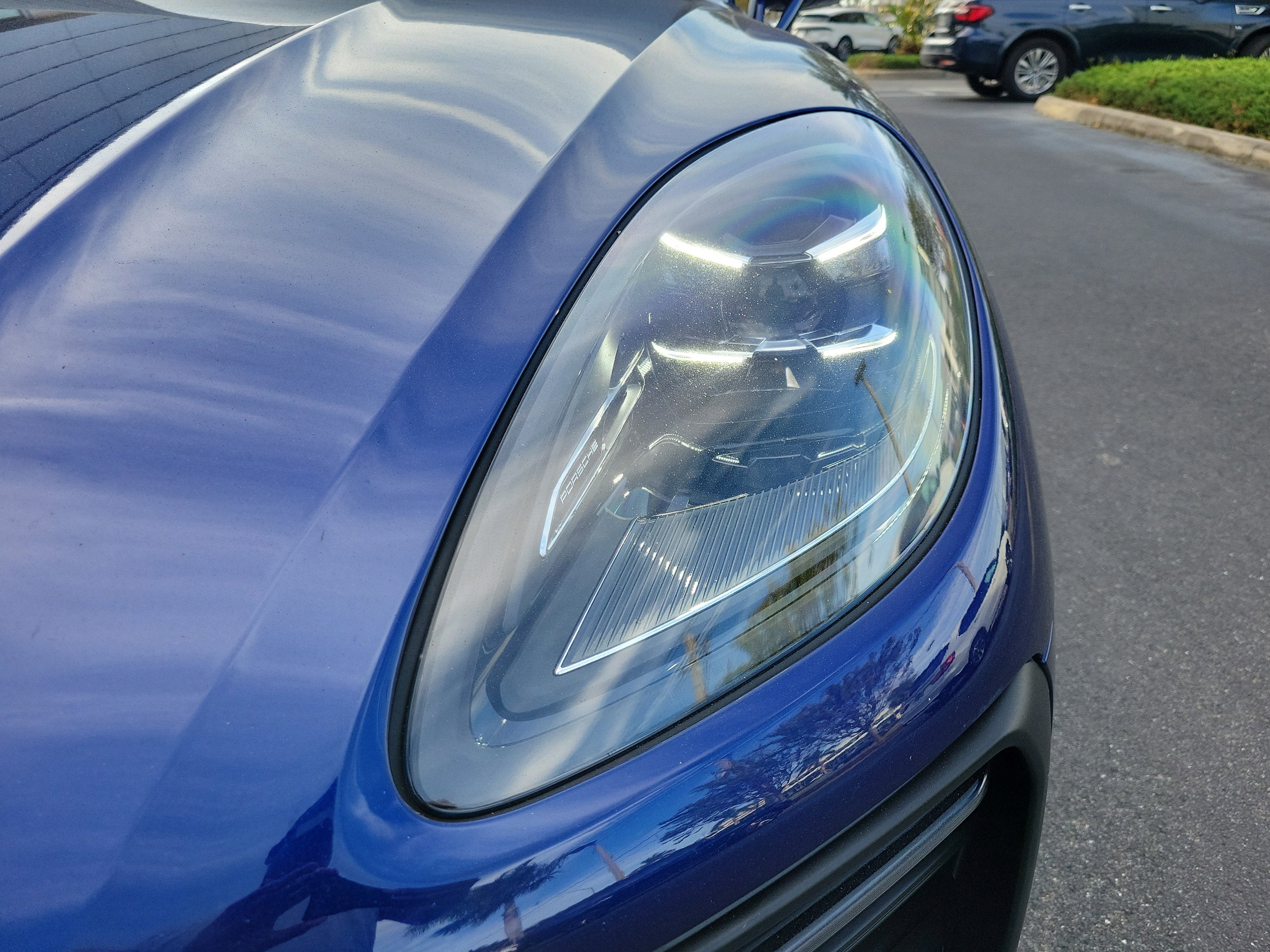 2024 Porsche Macan Base